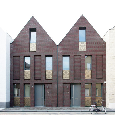 Zu den Planungsvorgaben gehörte, dass sich die neue Architektur auf den Baubestand der Goeser Innenstadt bezieht
