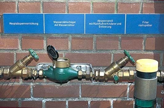 Trinkwasser-Hausanschluss | Bad und Sanitär | Trinkwasser | Baunetz_Wissen