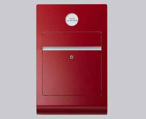 Briefkasten in roter Ausführung