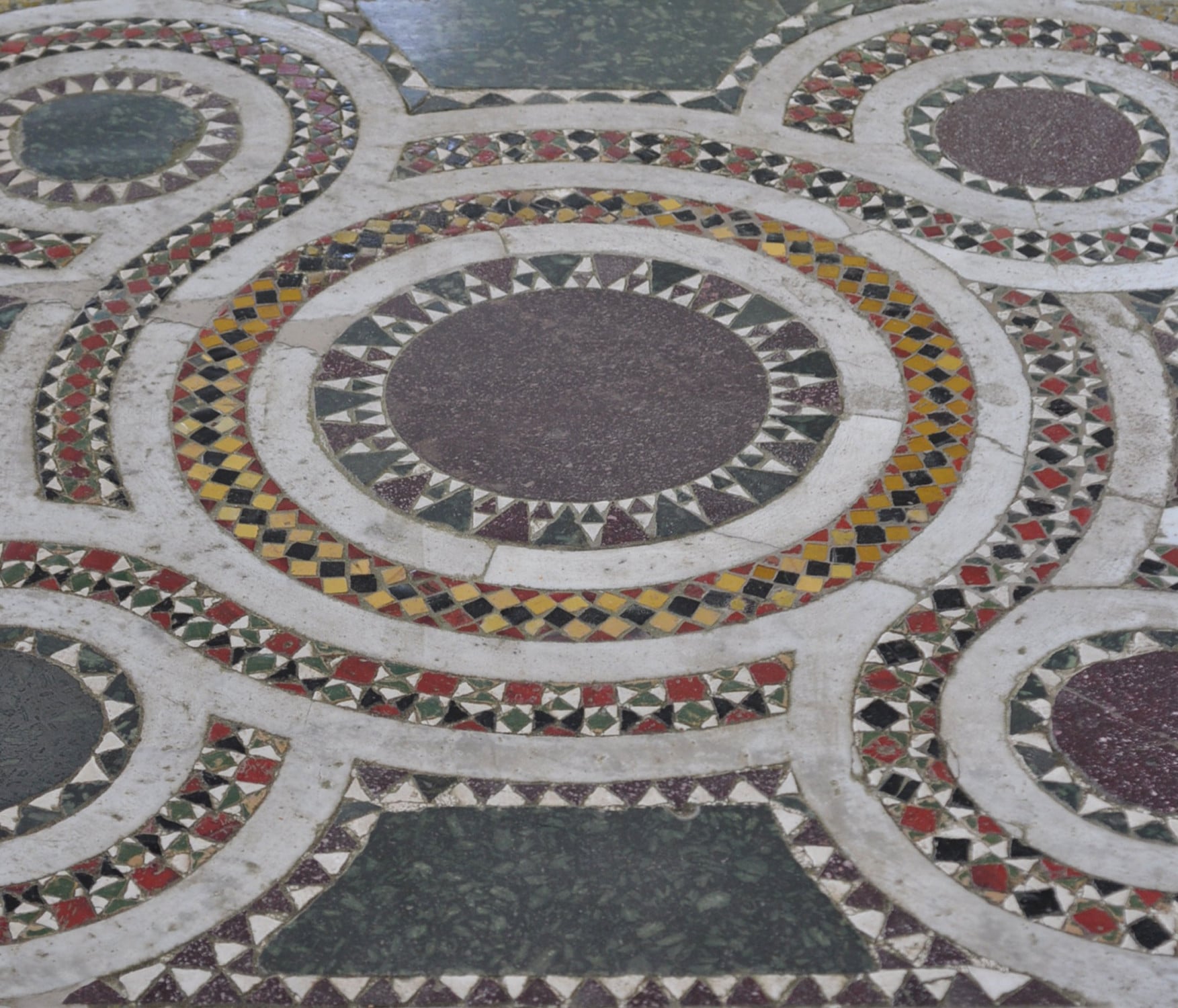 Terrazzoboden in der Villa San Michele in Anacapri auf der Insel Capri vom Anfang des 20. Jahrhunderts
