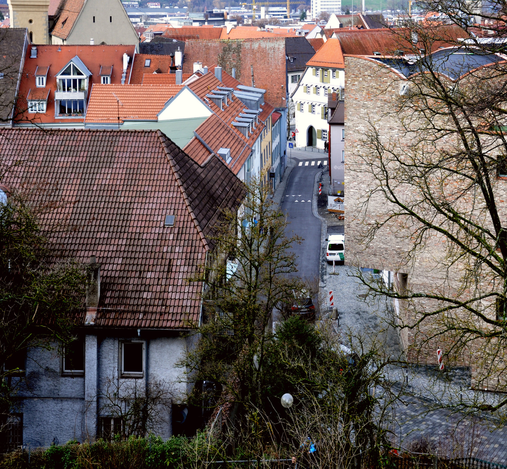 Blick in die Burgstraße, links die Obere Mang, rechts das Kunstmuseum