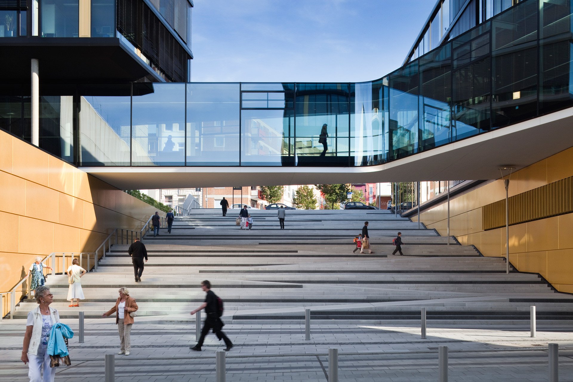Zentrale Der Aachen Munchener Versicherung In Aachen Glas Buro