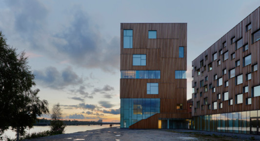 Das neben der Architekturschule angeordnete Kunstmuseum gilt als Landmarke des Campus