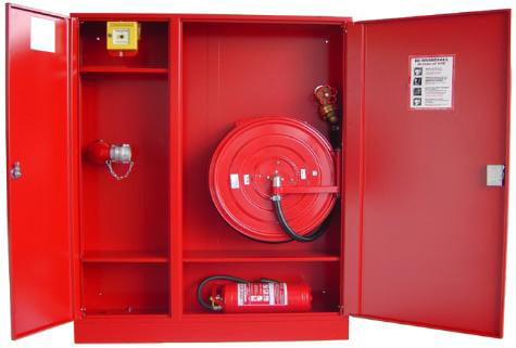 Beispiel geöffneter Wandhydrantenschrank mit Wandhydrant Typ F