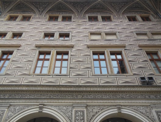 Aufwändige Kraztputz-Fassade am Palais Schwarzenberg in Prag