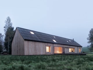 Schadstoffarme Materialien und ein enger Bezug zur Natur zeichnen das Wohnhaus aus