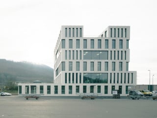 Verwaltungsgebäude der Firma Stahlton in Frick
