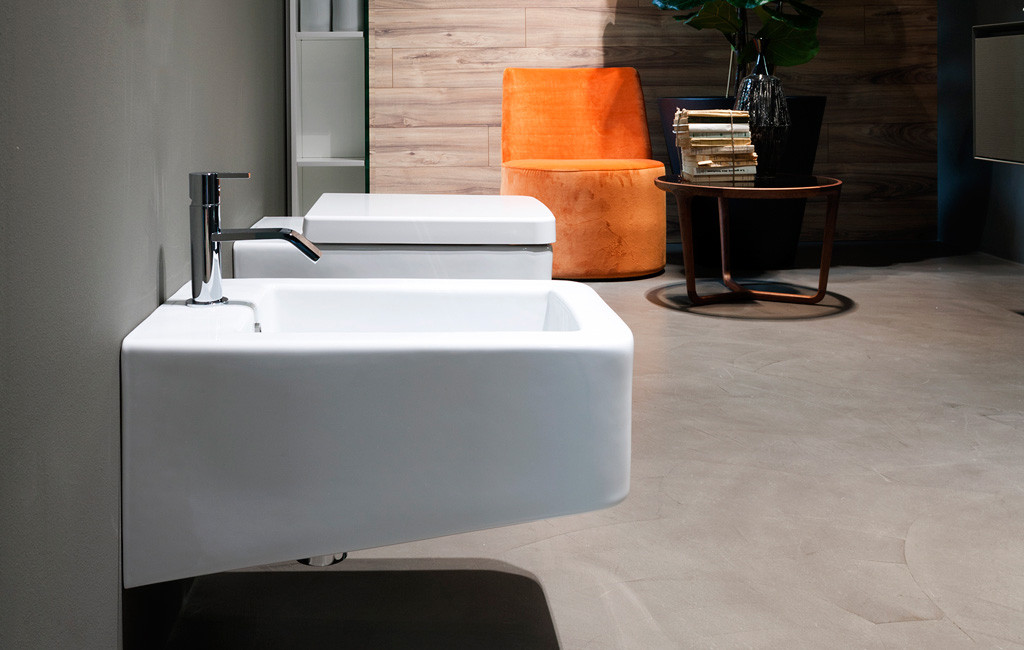 Kompakt an der Wand: WC und Bidet