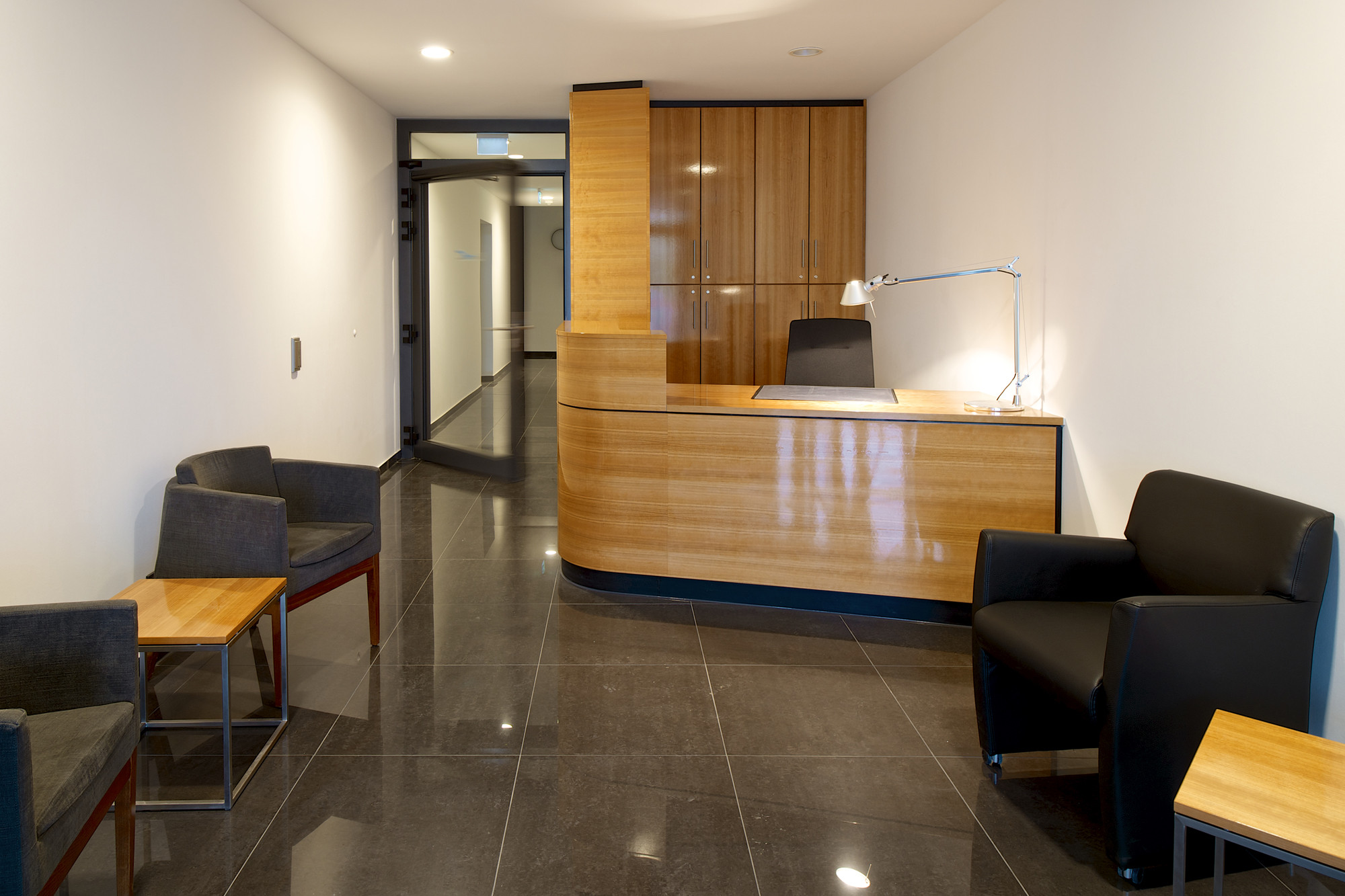 Die Lobby mit Rezeption
