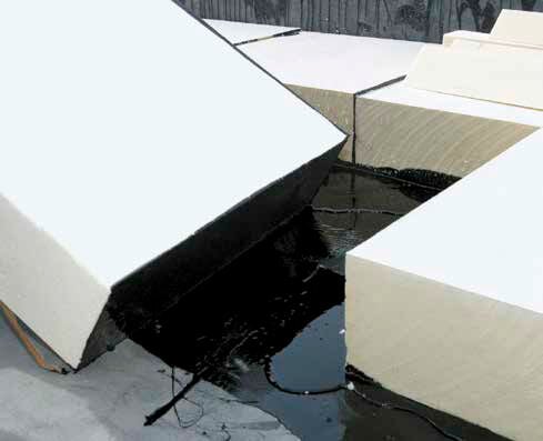 Verklebung von PIR-Dämmplatten mit Heißbitumen