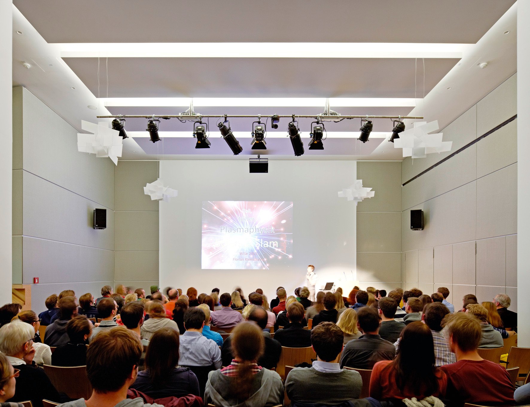 Haus Der Universitat In Dusseldorf Elektro Kultur Bildung Baunetz Wissen