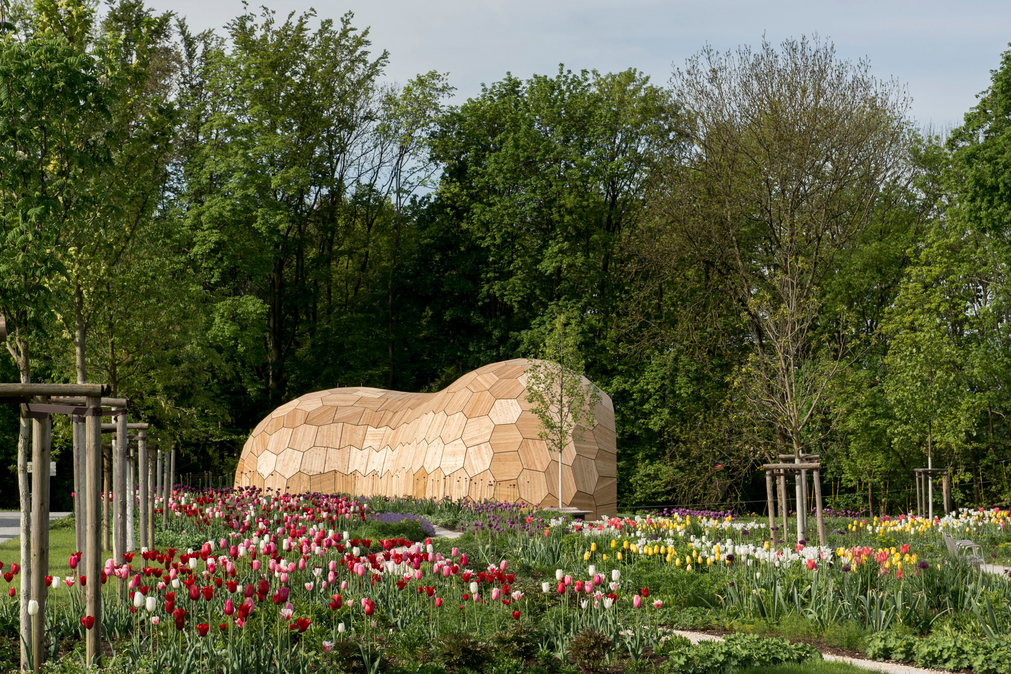 Nordostansicht des Pavillons im Himmelgarten der Landesgartenschau