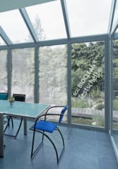 Beispiel Kondensatbildung und Testscheibe mit selbstreinigendem Glas (verhindert die Außenkondensatbildung)