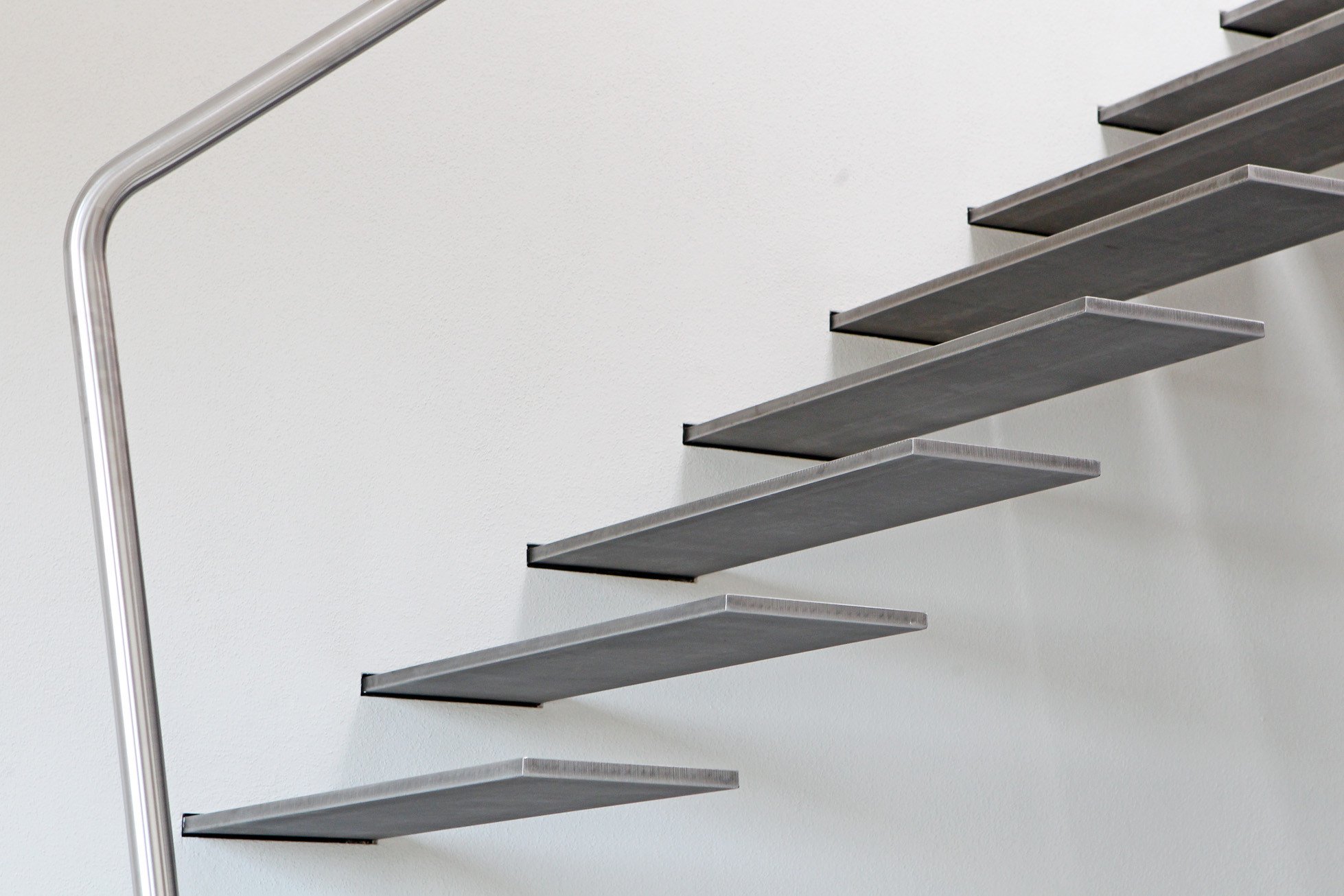 24 Auskragende Treppe Befestigung - Treppen Design