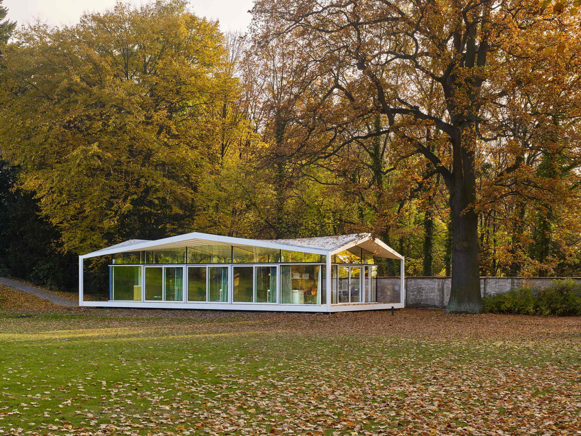 Fellows Pavilion der American Academy in Berlin | Glas ...