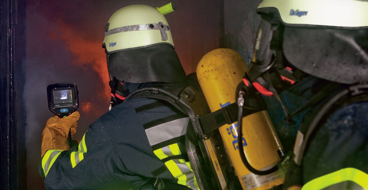 Mithilfe der Kamera lassen sich Brandherde und Glutnester lokalisieren