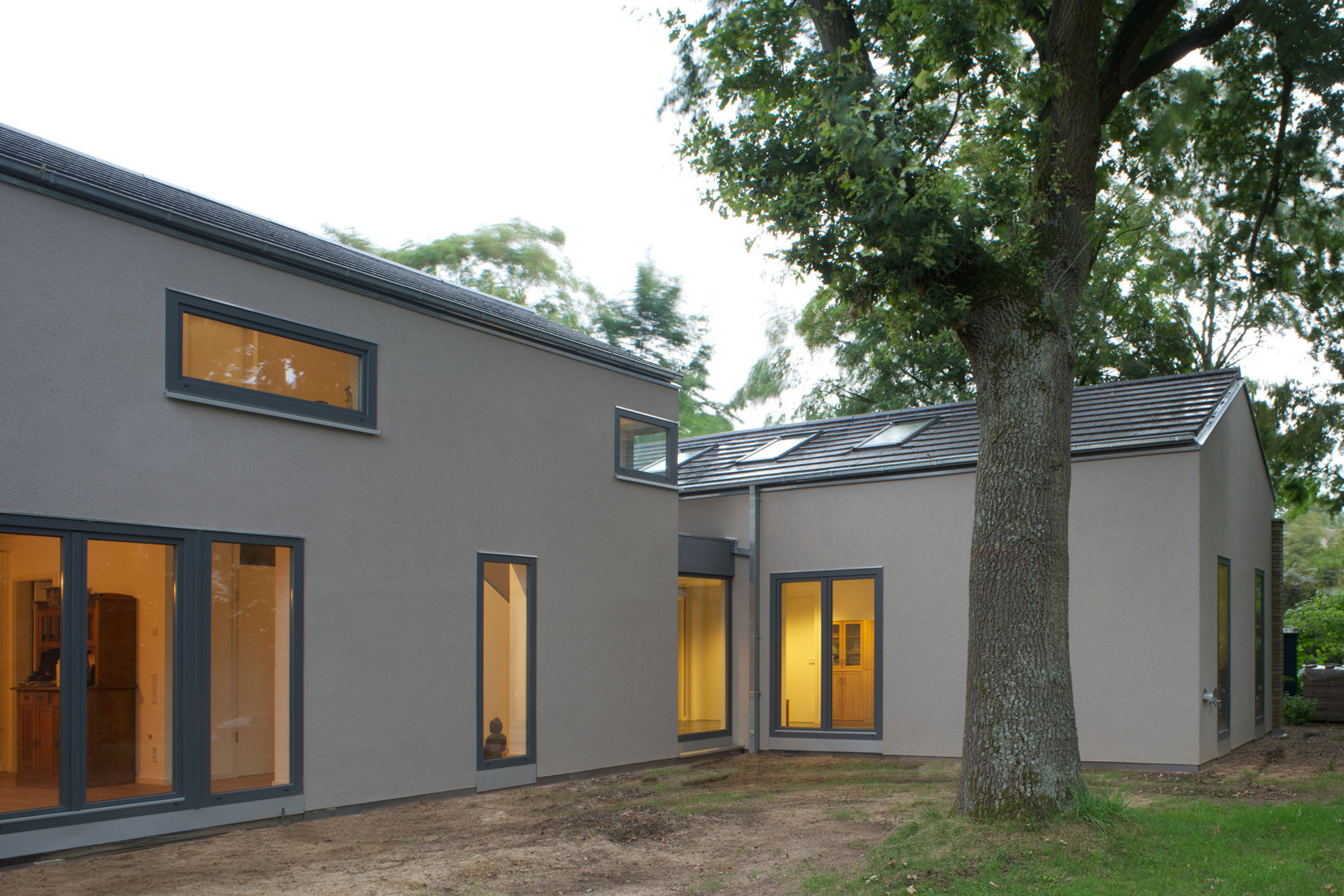 hauser um die eiche in burgdorf mauerwerk wohnen efh baunetz wissen