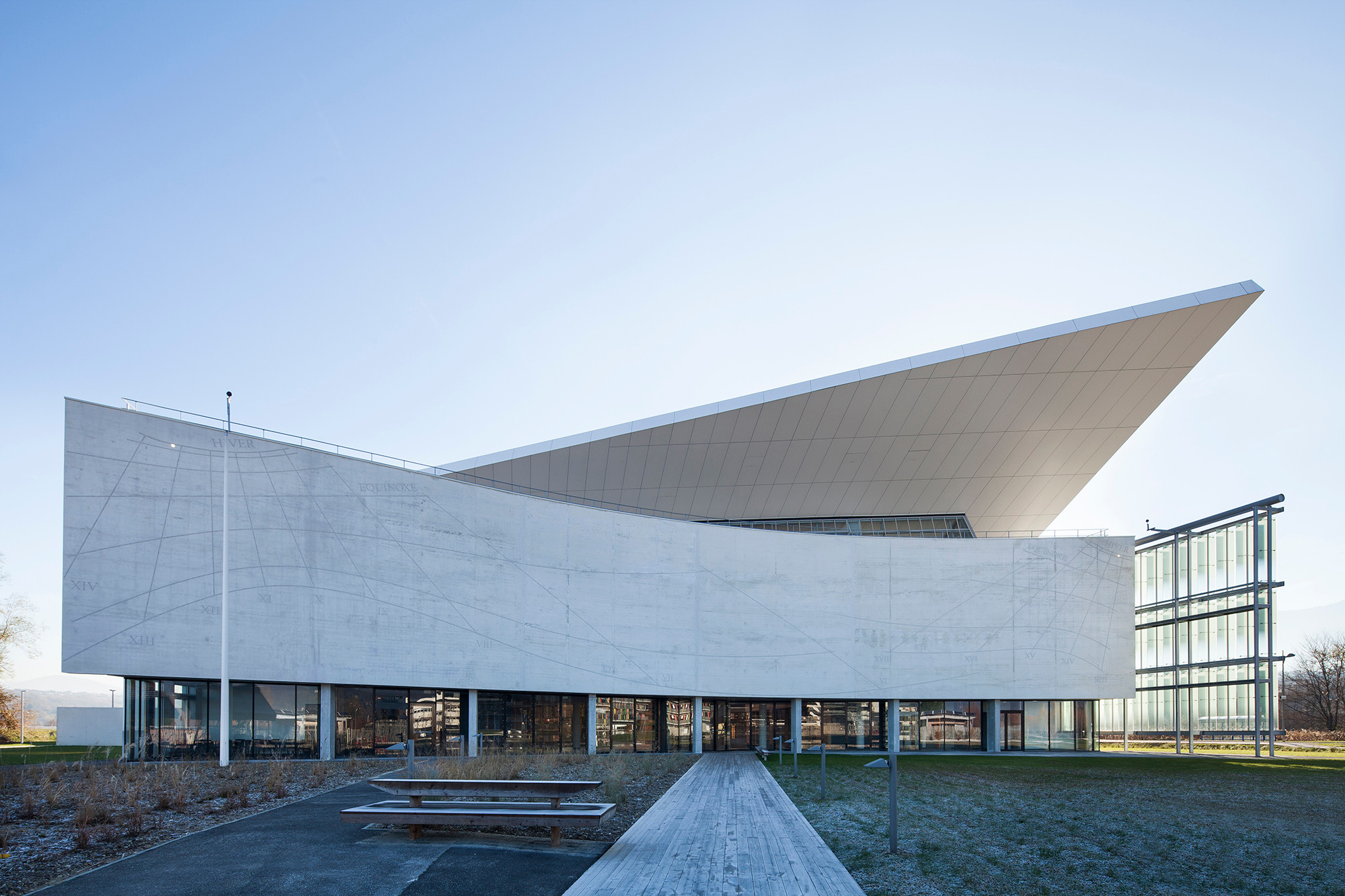 INESHauptsitz Helios in Chambéry Gebäudetechnik Kultur/Bildung