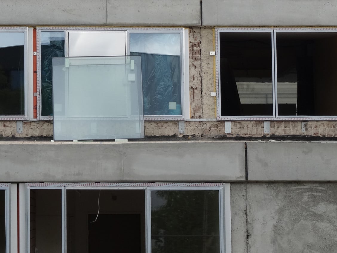 Beim Luftdichtheitskonzept stehen besonders die Anschlüsse und Übergänge verschiedener Bauteile im Mittelpunkt; sämtliche am Bau Beteiligten müssen an diesem Abstimmungsprozess und in der Ausführung teilnehmen