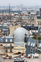Die Fondation Jérôme Seydoux-Pathé hat sich in einem typischen Pariser Block im XIII. Arrondissement niedergelassen