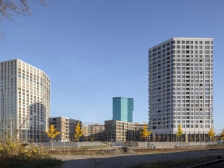 Blick auf das Maag-Areal von Westen mit dem Zölly Wohnhochhaus (rechts), dem Prime Tower (Mitte) und dem Mobimo Tower (links)