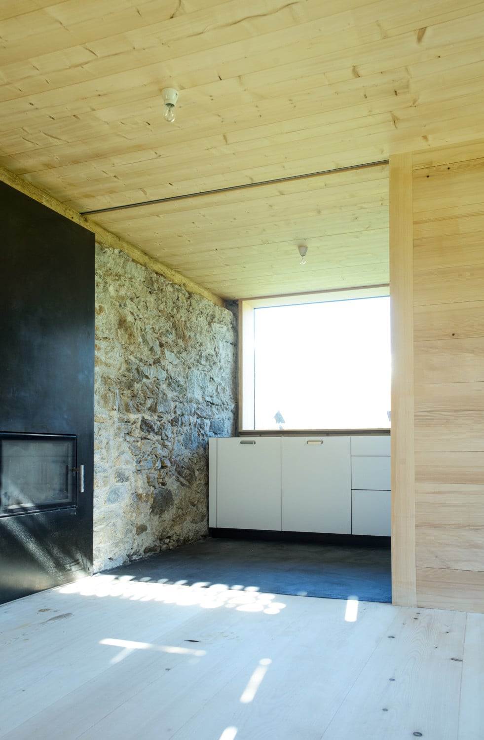 Scheunenumbau in Tschagguns | Nachhaltig Bauen | Wohnen | Baunetz_Wissen