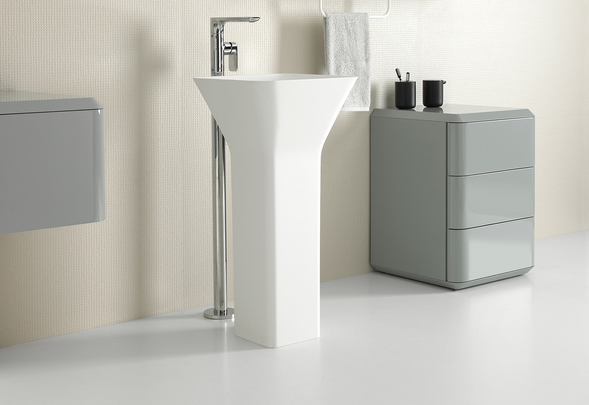 Trichterförmiges Waschbecken | Bad und Sanitär | News/Produkte