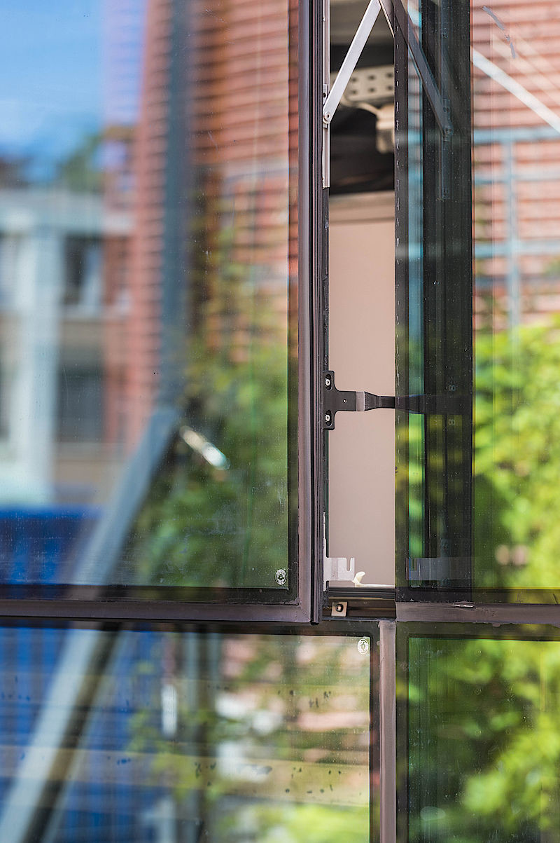 Trotz geringem Ausstellwert erzielt das Fenster Öffnungsquerschnitte bis zu 1,30 Quadratmeter
