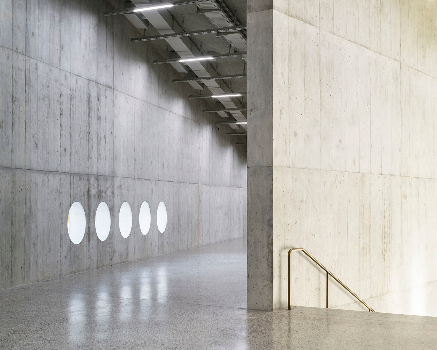 Zugang zu den Ausstellungsräumen im 2. Obergeschoss