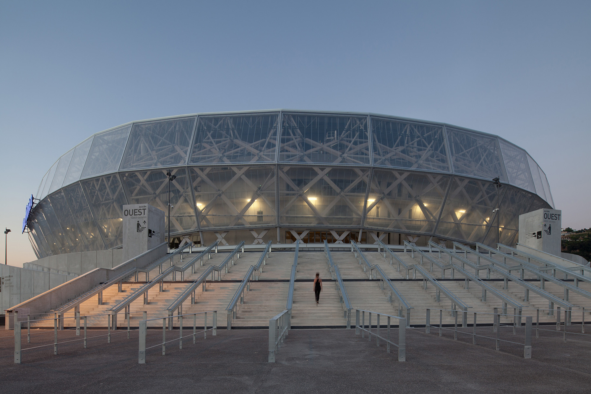 Allianz Riviera In Nizza Gebaudetechnik Freizeit Sport Baunetz Wissen