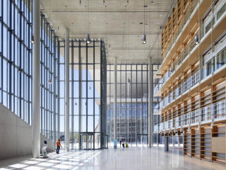 Der Komplex vereint die griechische Nationaloper und -bibliothek unter einem Dach 