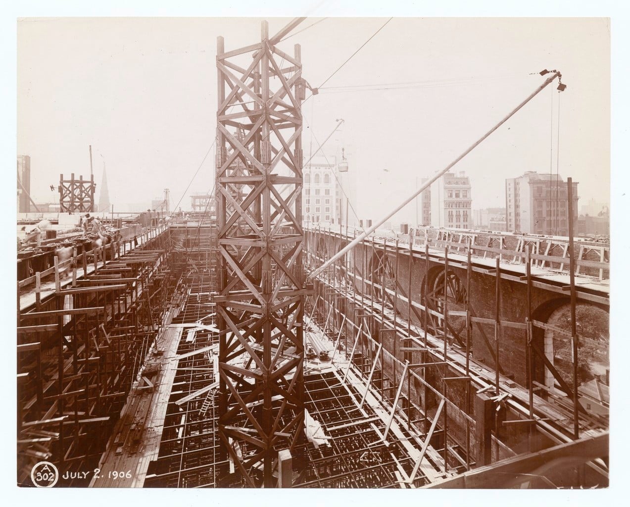 Gerüstkonstruktion beim Bau des Hauptlesesaals der New York Public Library von 1906