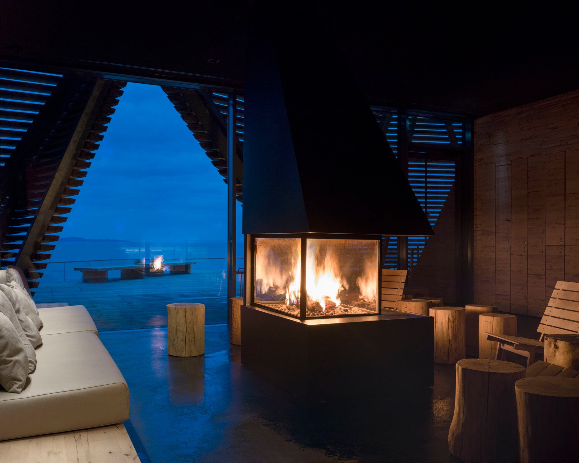 Sauna und Restaurant „Löyly“ in Helsinki Geneigtes Dach Sport