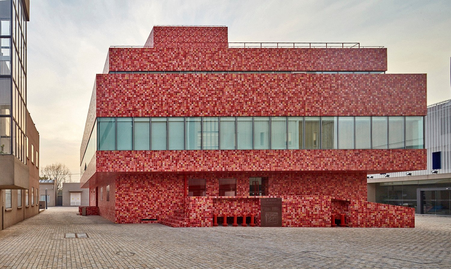 Ya Chang Art Center In Schanghai Fliesen Und Platten Buro