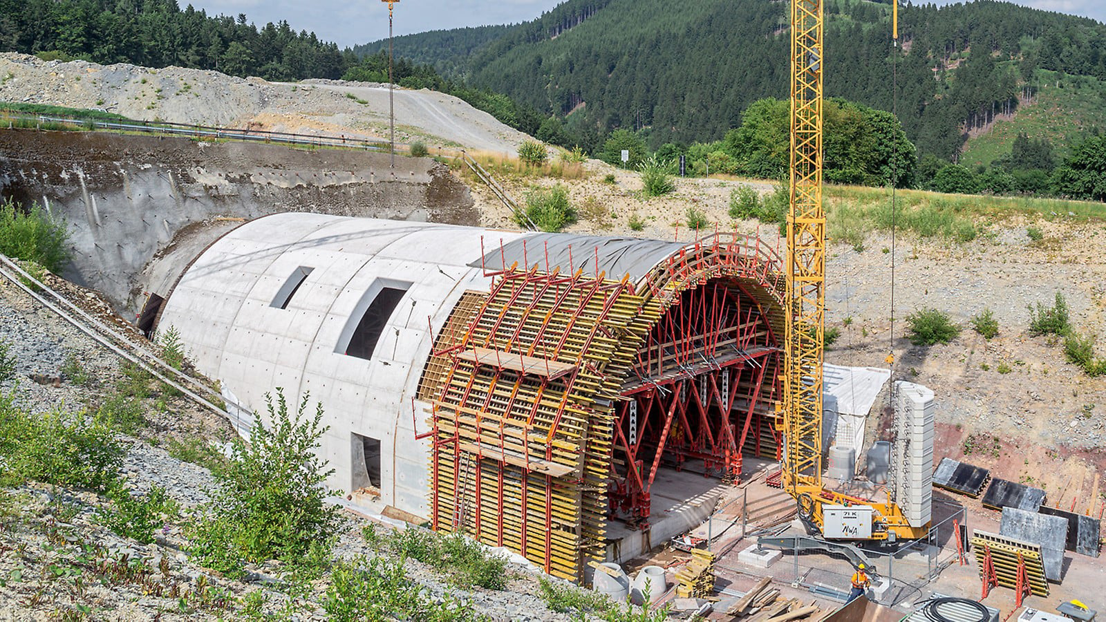 Beispiel für eine Tunnelherstellung in offener Bauweise