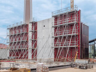 Beispiel einer Rahmenschalung aus Stahl, die überwiegend für den Hoch- und Industriebau zum Einsatz kommt
