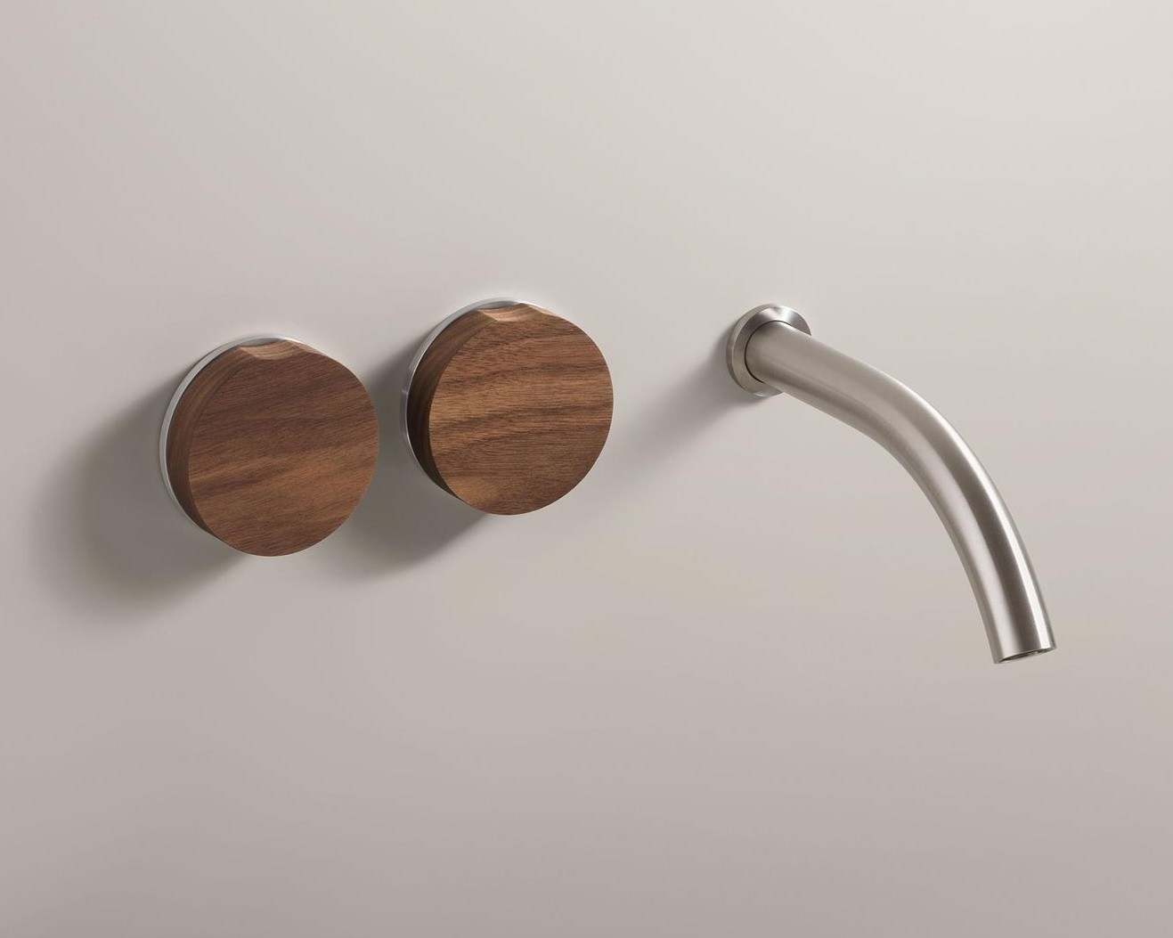 Holzdrehgriffe für Edelstahlarmaturen | Bad und Sanitär | News/Produkte