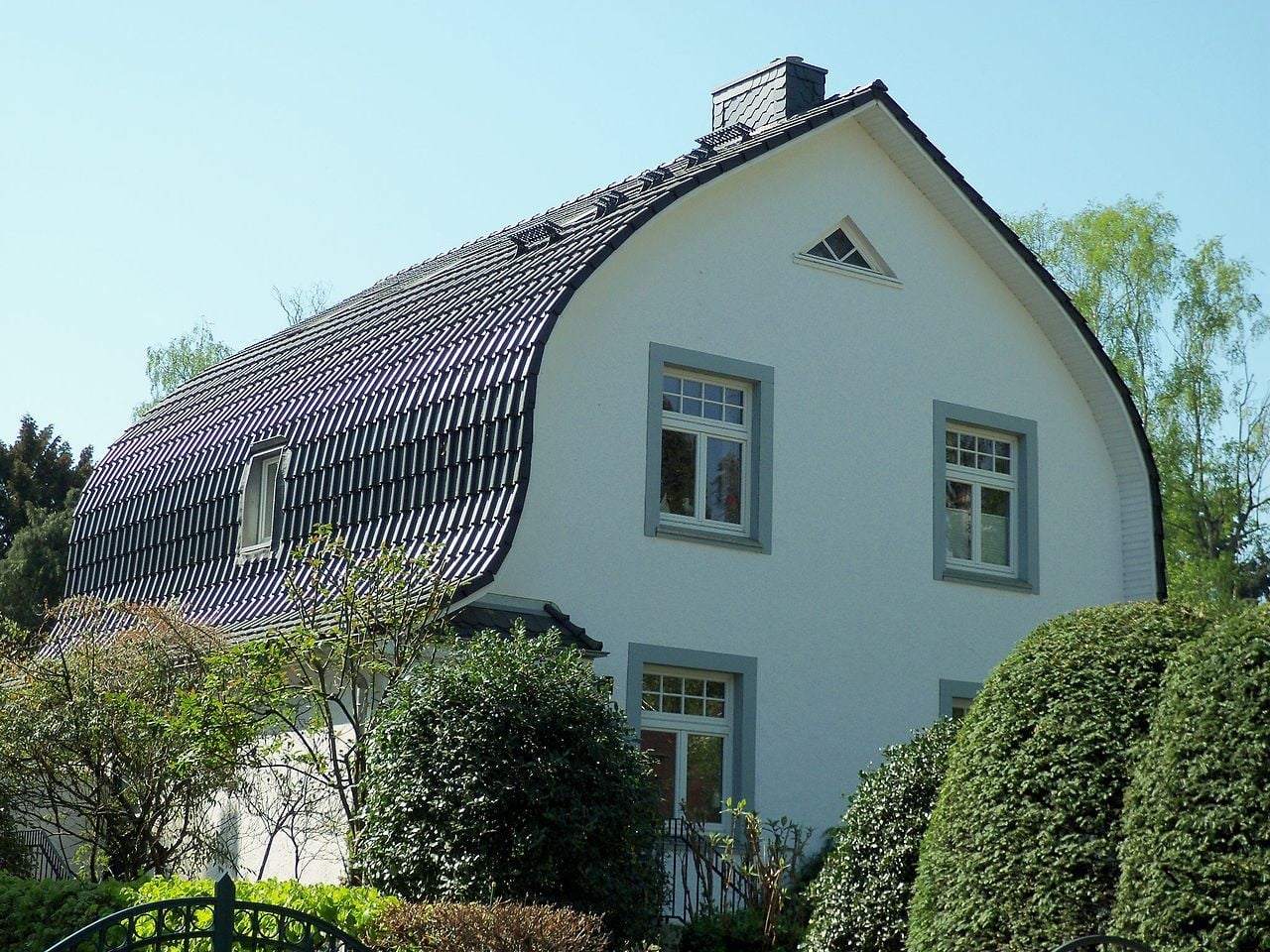 Haus mit Zollingerdach in Hamburg