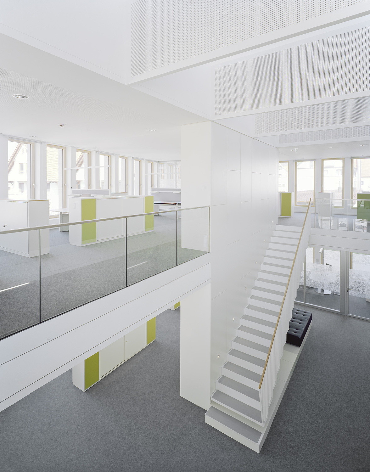 Eine einläufige Treppe verbindet das Erdgeschoss mit der ersten Etage