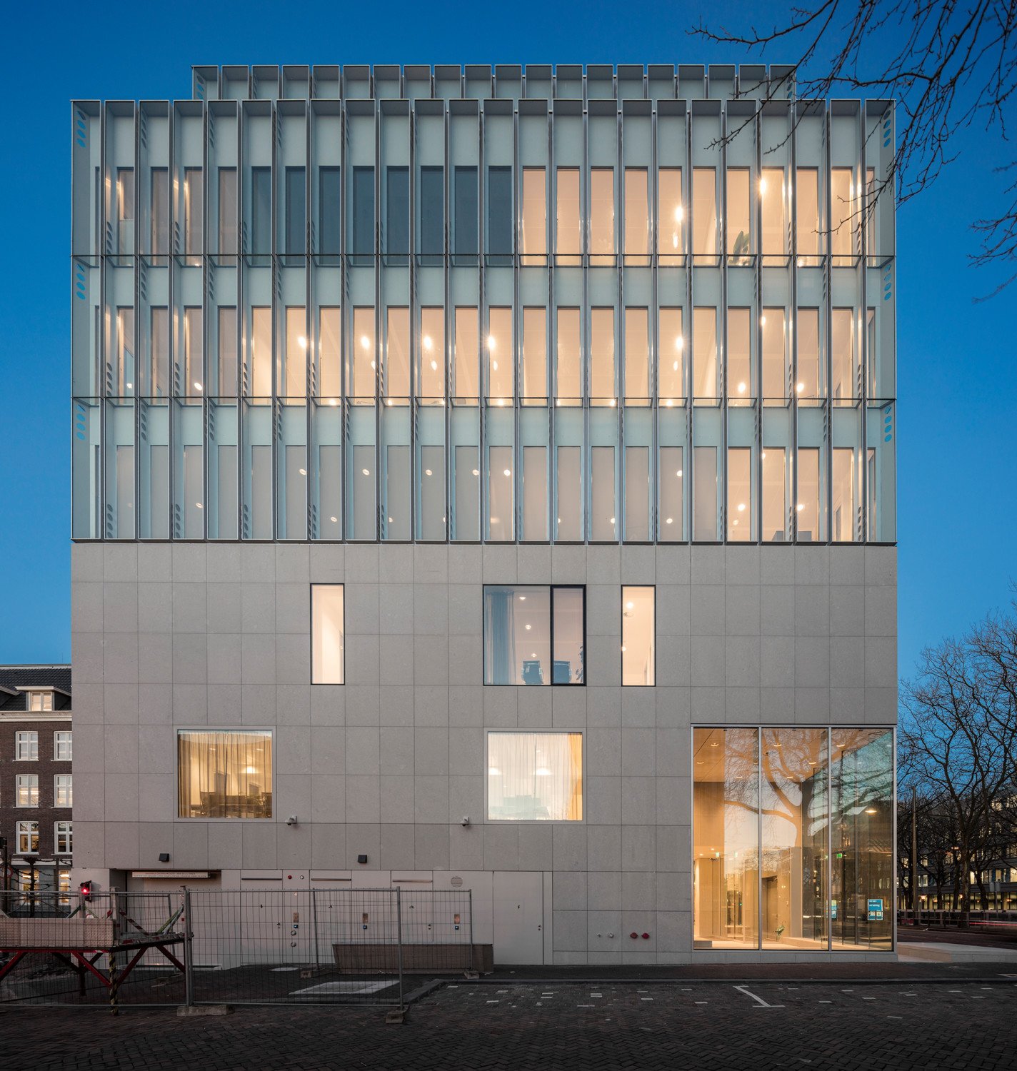 Gerichtshof der Niederlande in Den Haag | Glas | Büro/Verwaltung ... Gerichtshof der Niederlande in Den Haag | Glas | Büro/Verwaltung ...