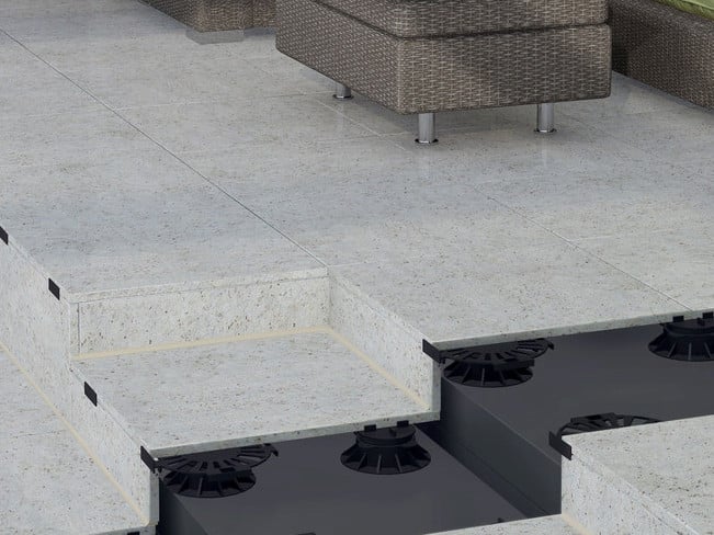 Das Stelz- und Plattenlager ermöglicht eine einfach und wartungsarme Verlegung von Terrassenfliesen und -platten