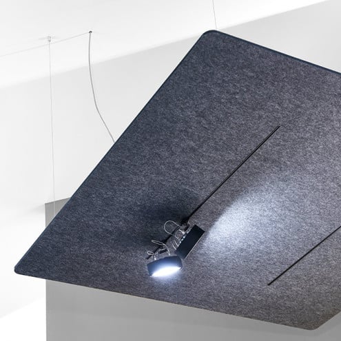 Deckenpaneel mit integrierbarer Lichtschiene | Akustik | News/Produkte