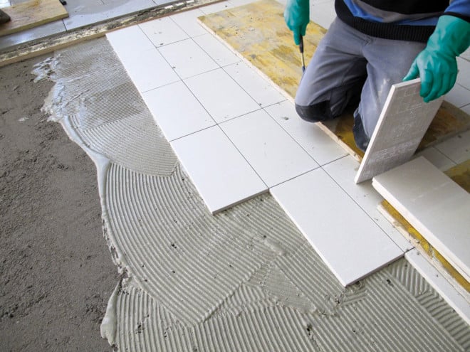 Rüttelboden | Fliesen und Platten | Glossar | Baunetz_Wissen