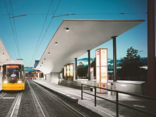 Tram-Haltestelle am Berliner Hauptbahnhof