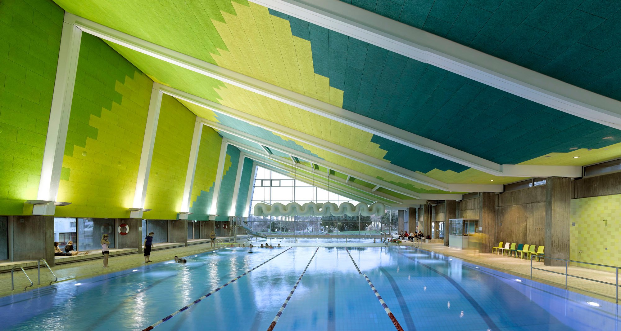 Hallenbad und Sportzentrum in Leonberg | Bauphysik | Sport/Freizeit | Baunetz_Wissen