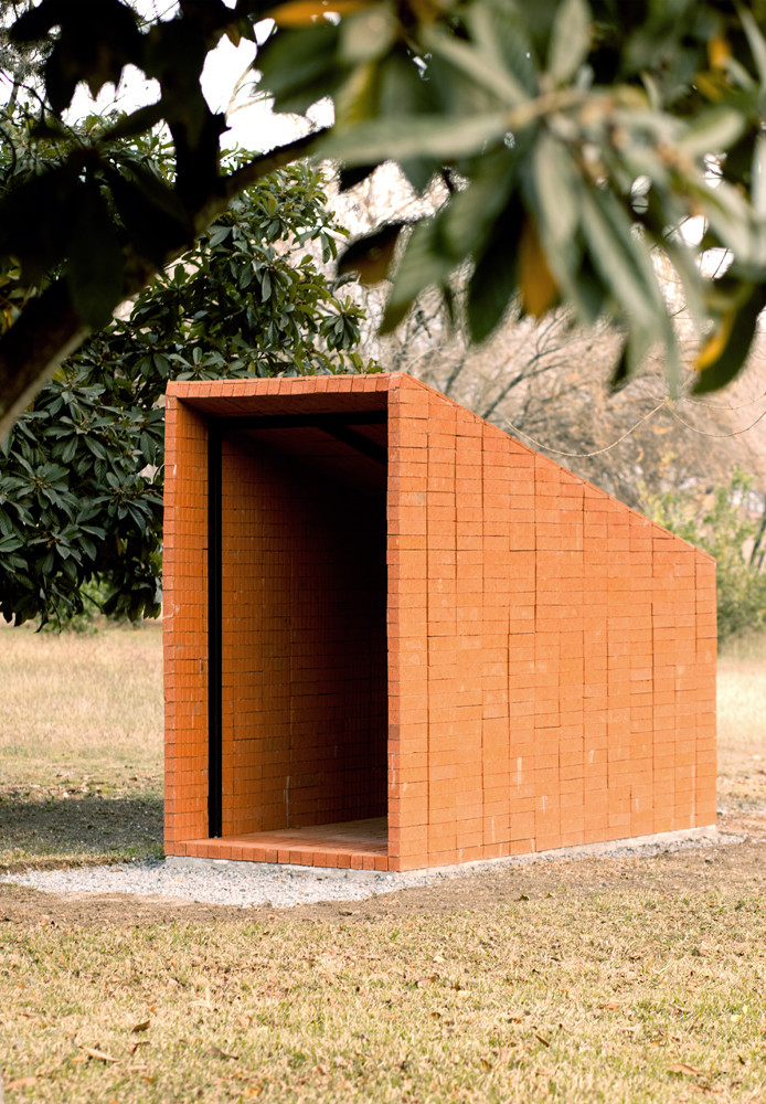Gefertigt wurde die Kapelle aus 1.200 Mauerziegeln