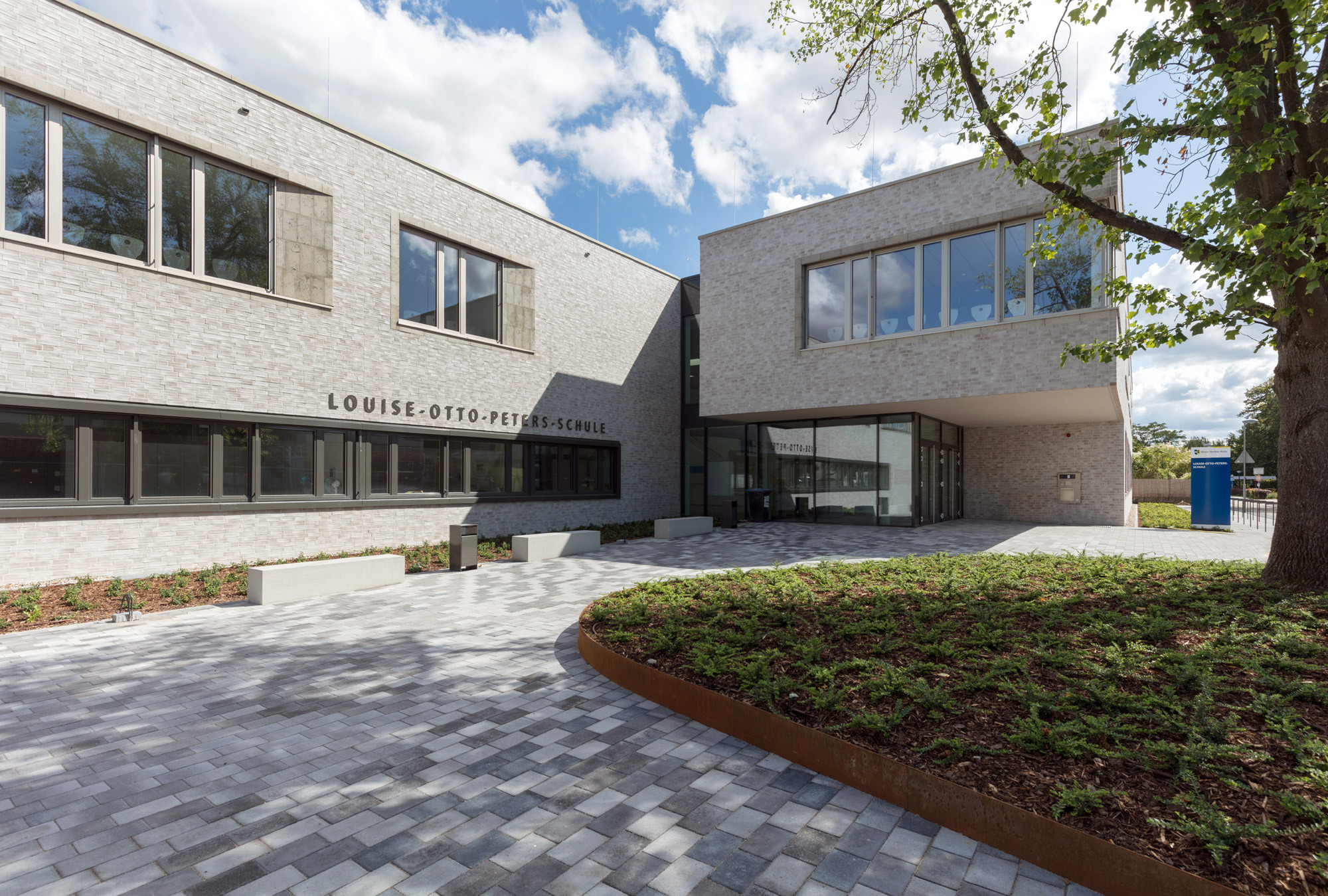 Louise Otto Peters Schule In Hockenheim Dammstoffe Kultur Bildung Baunetz Wissen