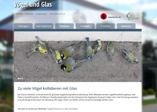 Die Webseite der Schweizerische Vogelwarte bietet viele Information rund um den Vogeschutz