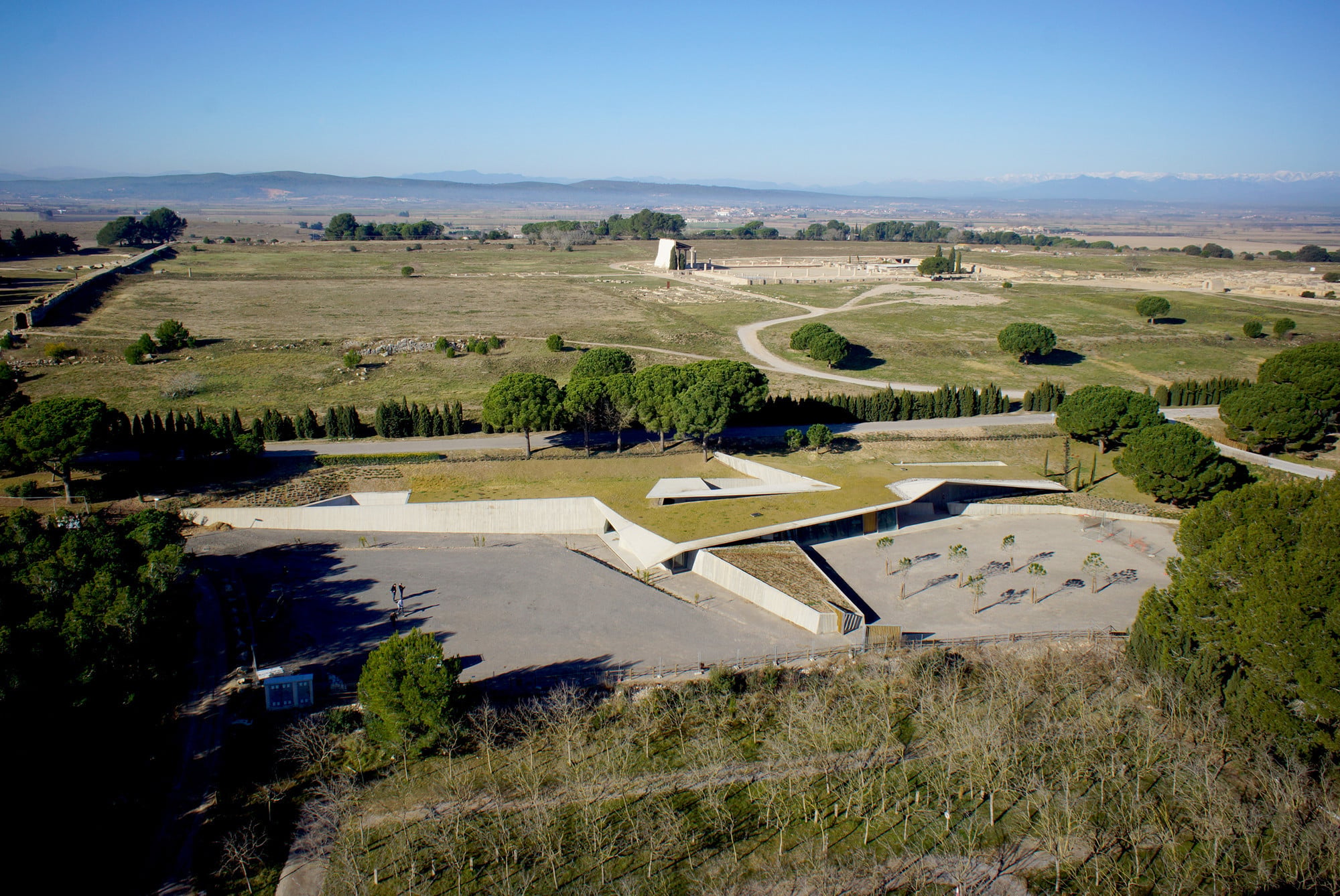 Der archäologische Park im nordspanischen Empúries wird über das Besucherzentrum erschlossen