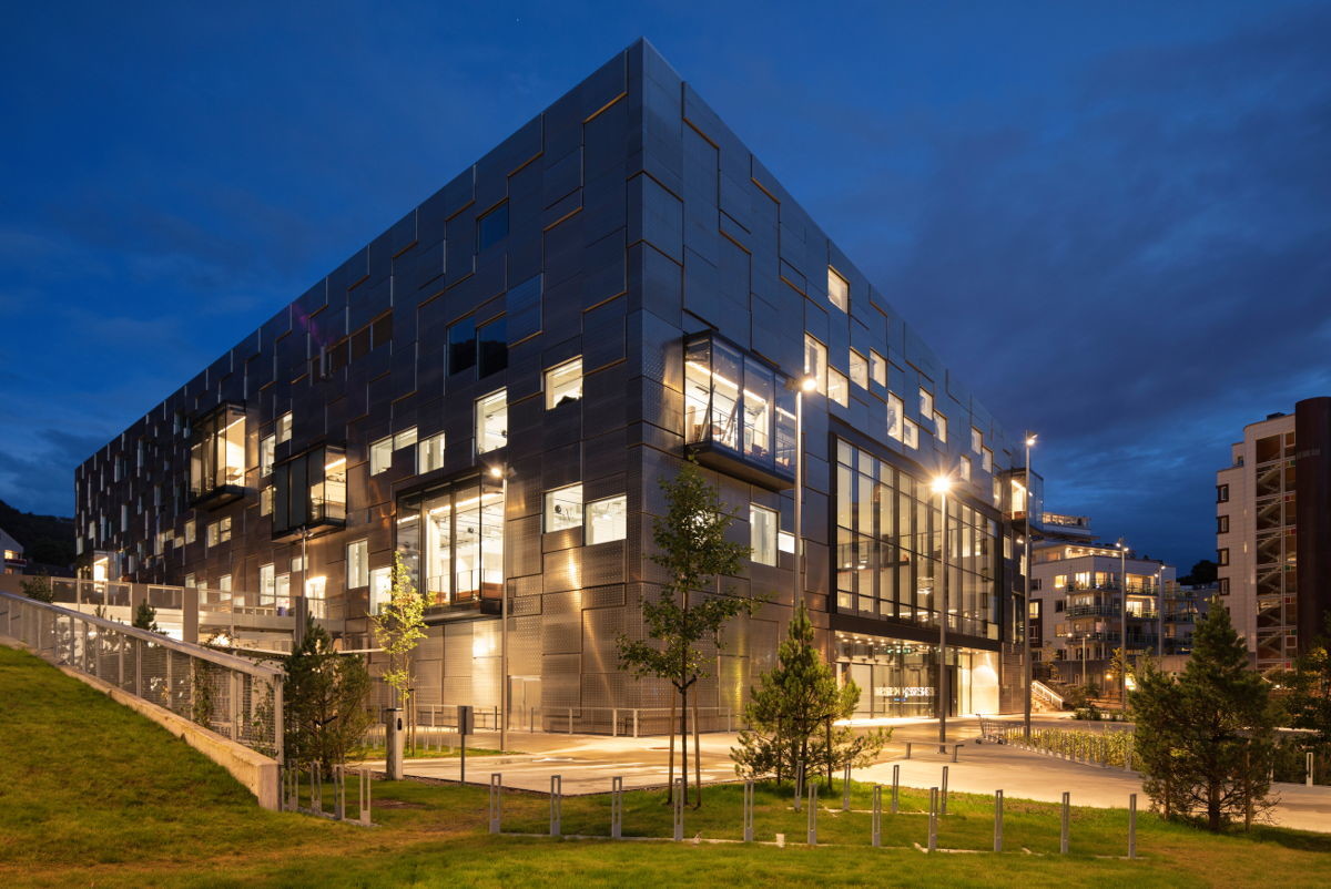 Mit 14.800 Quadratmetern gilt das KMD als zweitgrößter Kulturbau der Stadt nach der Grieghalle